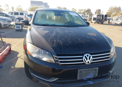 2012 Volkswagen Passat 2.5L Se из США, поврежденный, VIN 1VWBP7A39CC039885